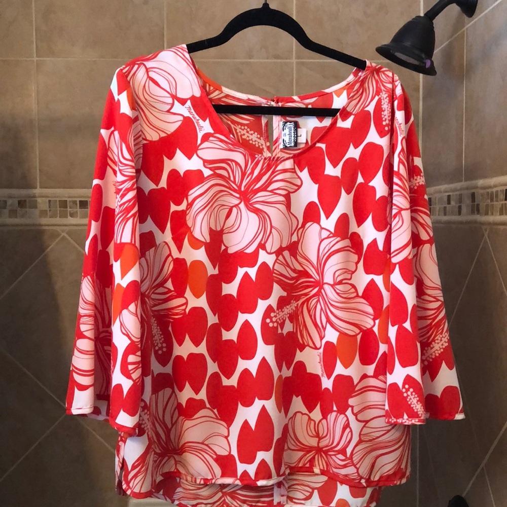 Manuheali’i. Like new!